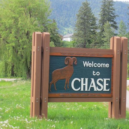 Chase Country Inn Εξωτερικό φωτογραφία