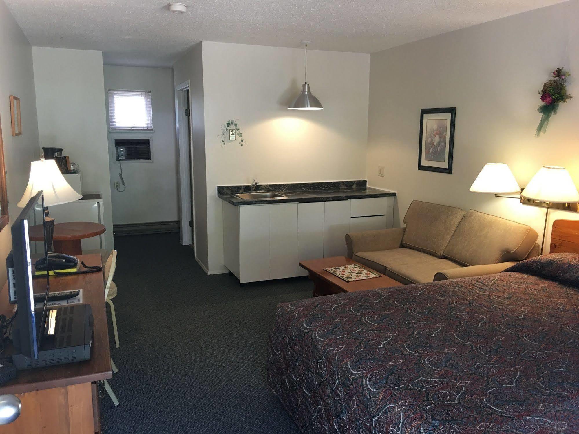 Chase Country Inn Εξωτερικό φωτογραφία